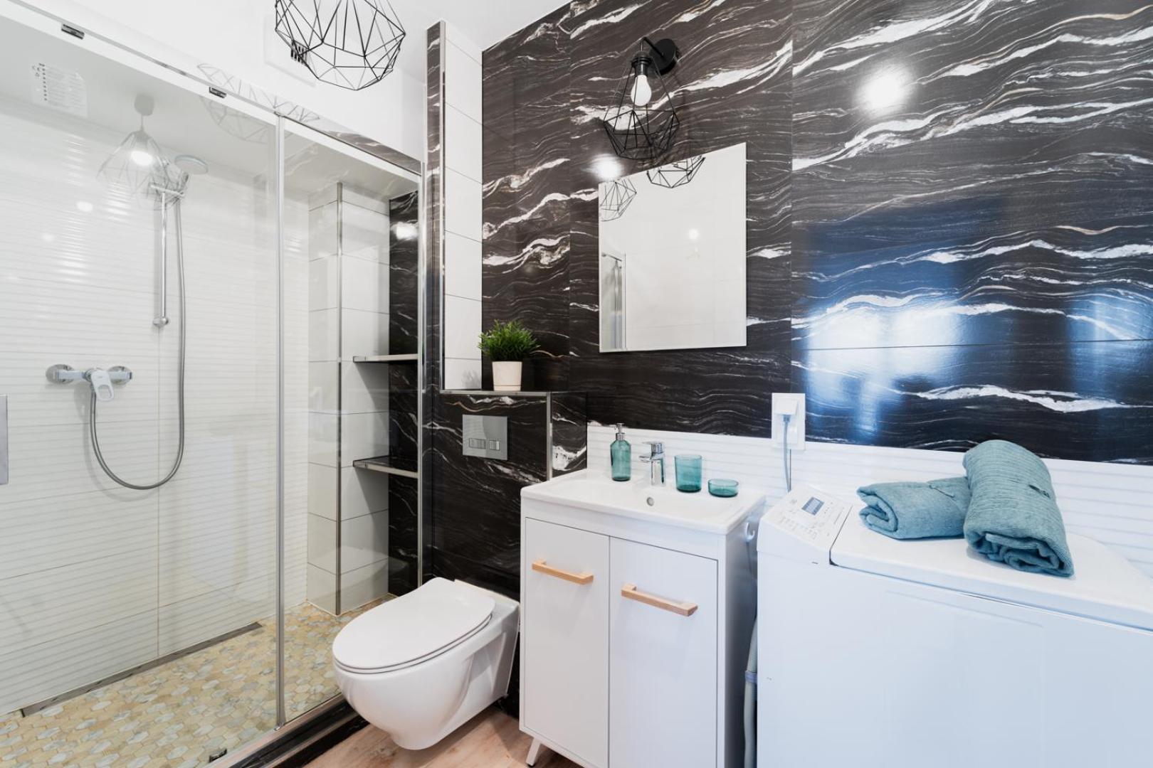 Apartment Old Town - 3 Rooms - 2 Bathrooms - 12 People - Parking Place Wrocław Buitenkant foto